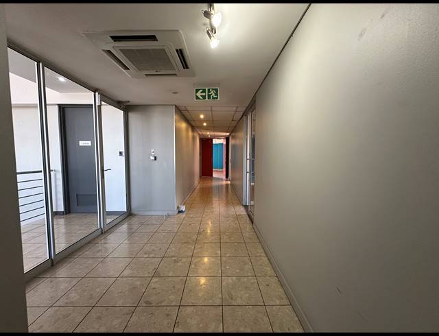 200M² OFFICE TO LET IN SANDTON CENTRAL